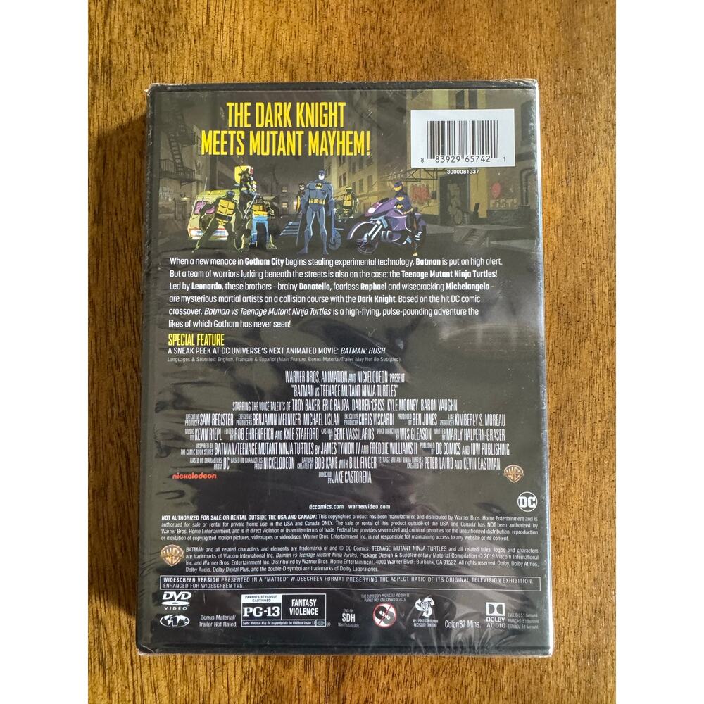 NEW Batman vs Teenage Mutant Ninja Turtles DVD DC Animated Movie Sealed - Picture 4 of 6